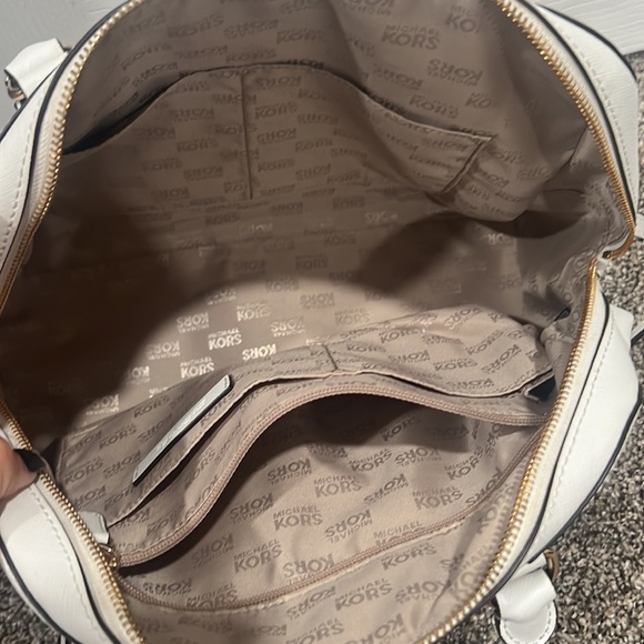 Michael kors white bag - Picture 4 of 5